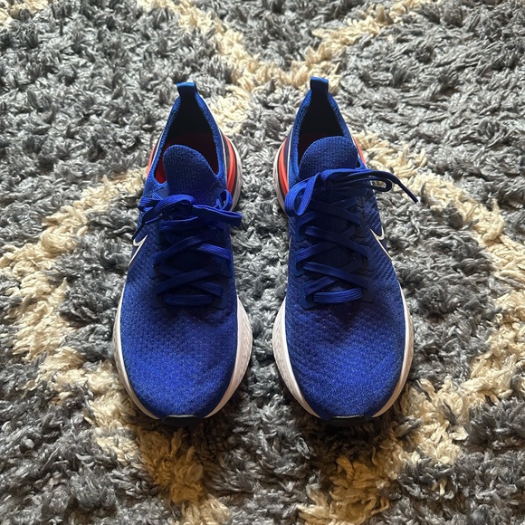 Nike React Infinity Run Flyknit - Picture 2 of 5